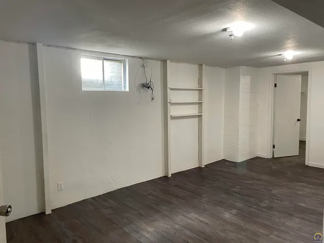 $339,000 | 14351 S Road, Mayetta, KS 66509