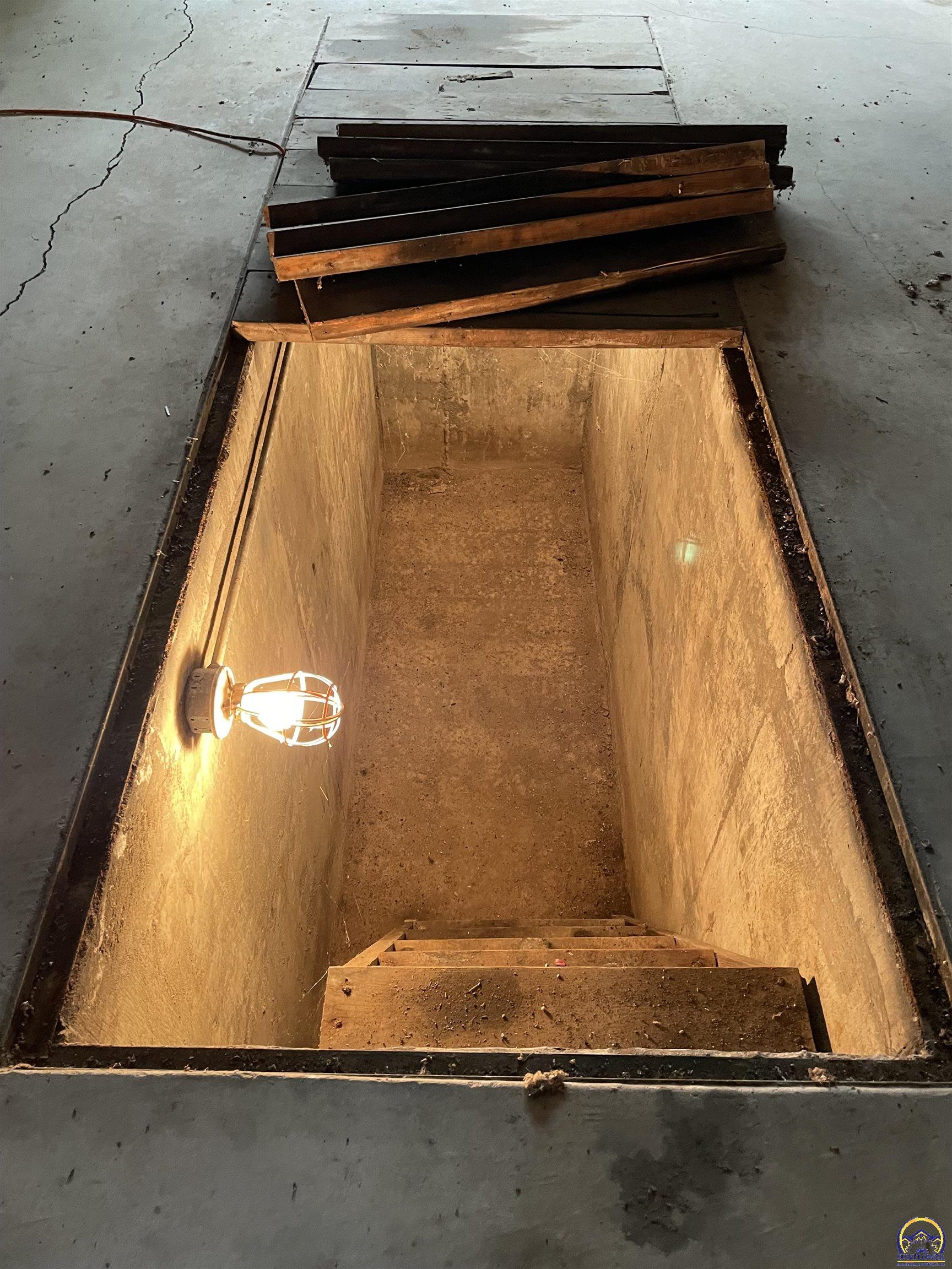 14351 S Road Mayetta, KS 66509 - Photo 9 of 15