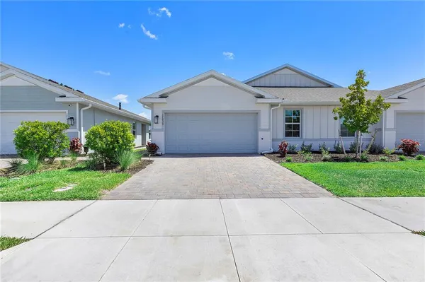 $2,350 | 17639 Wild Iris Lane, Punta Gorda, FL 33982