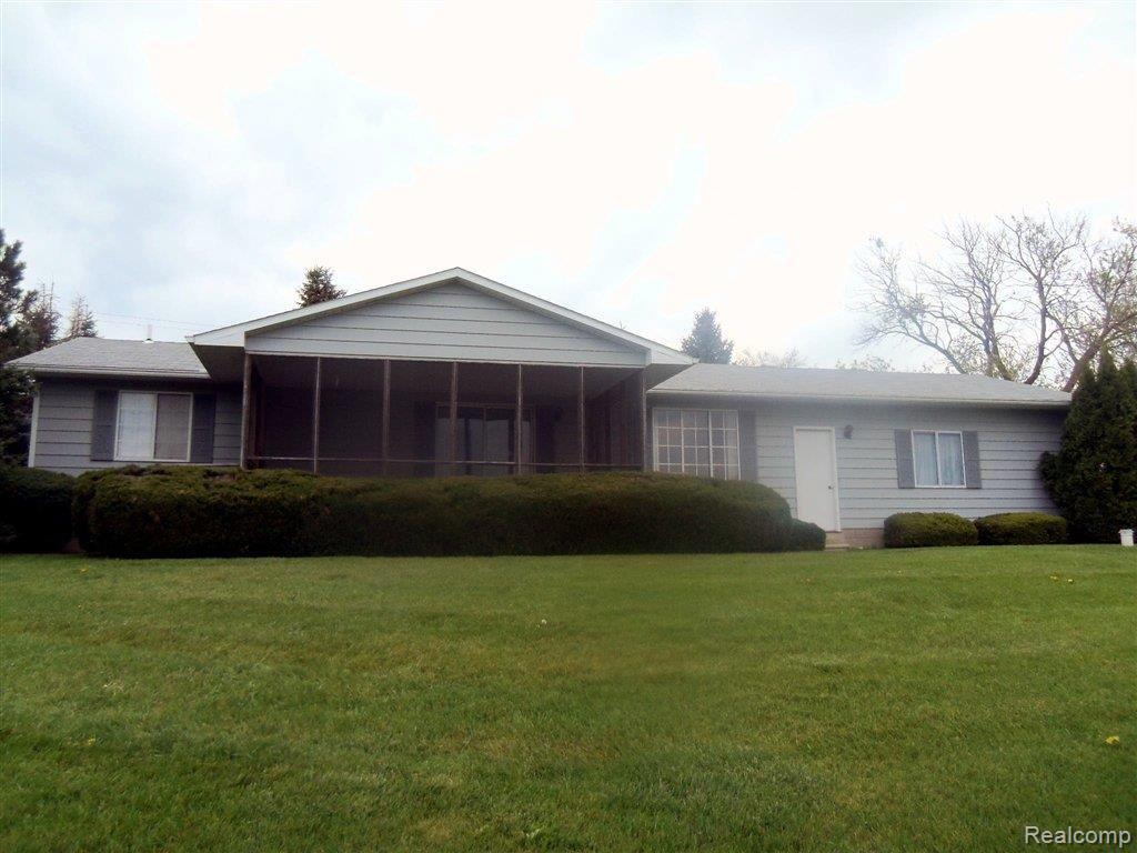 2863 Bullock Road Metamora, MI 48455 - Photo 23 of 25 Rear.JPG