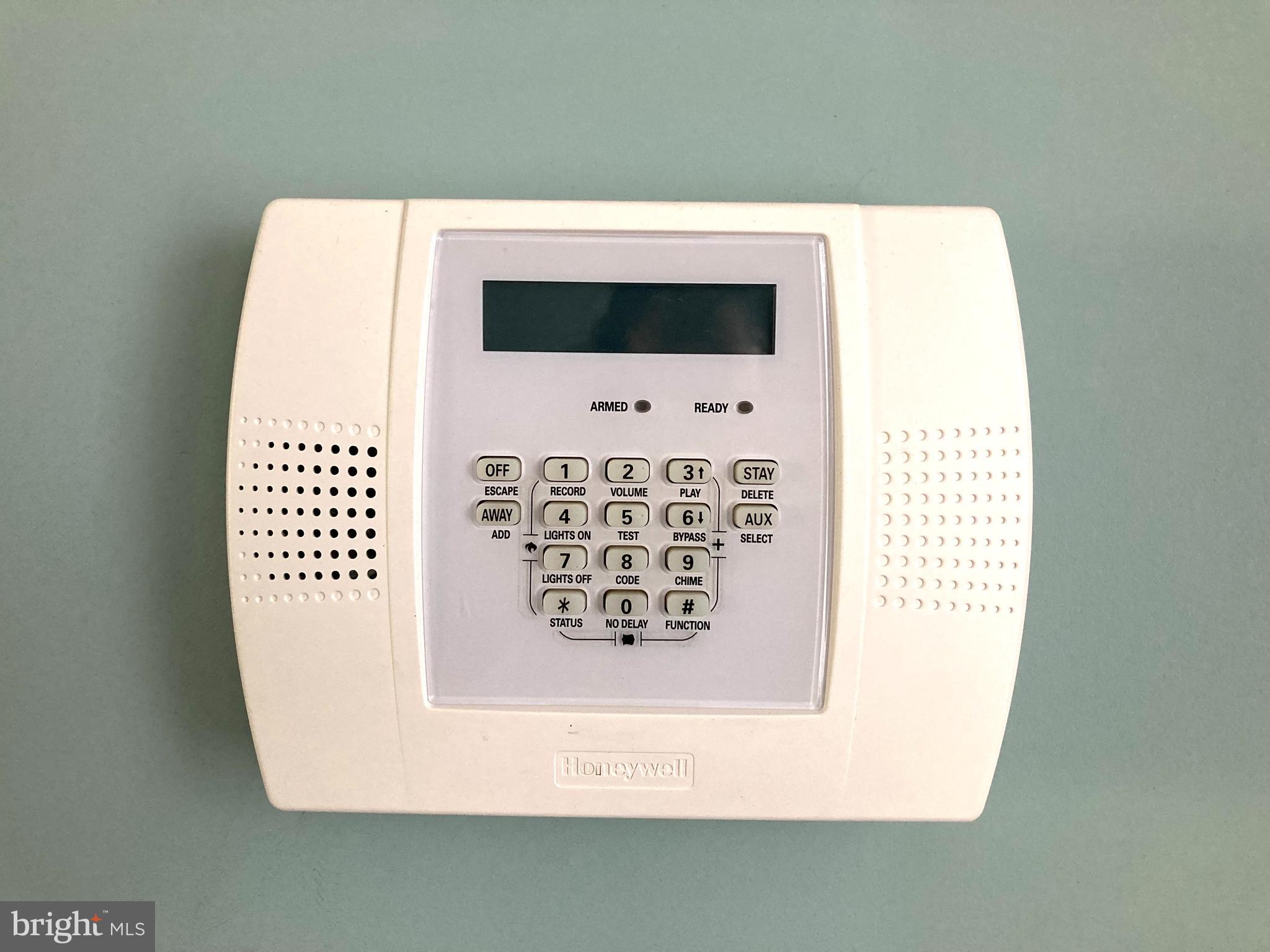2917 Edison Highway Baltimore, MD 21213 - Photo 12 of 56 Alarm System