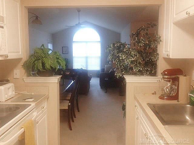 3597 Tremonte Circle Rochester, MI 48306 - Photo 5 of 10 31250205-4.JPG