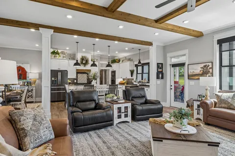 $1,949,000 | Undisclosed Address, College Grove, TN 37046