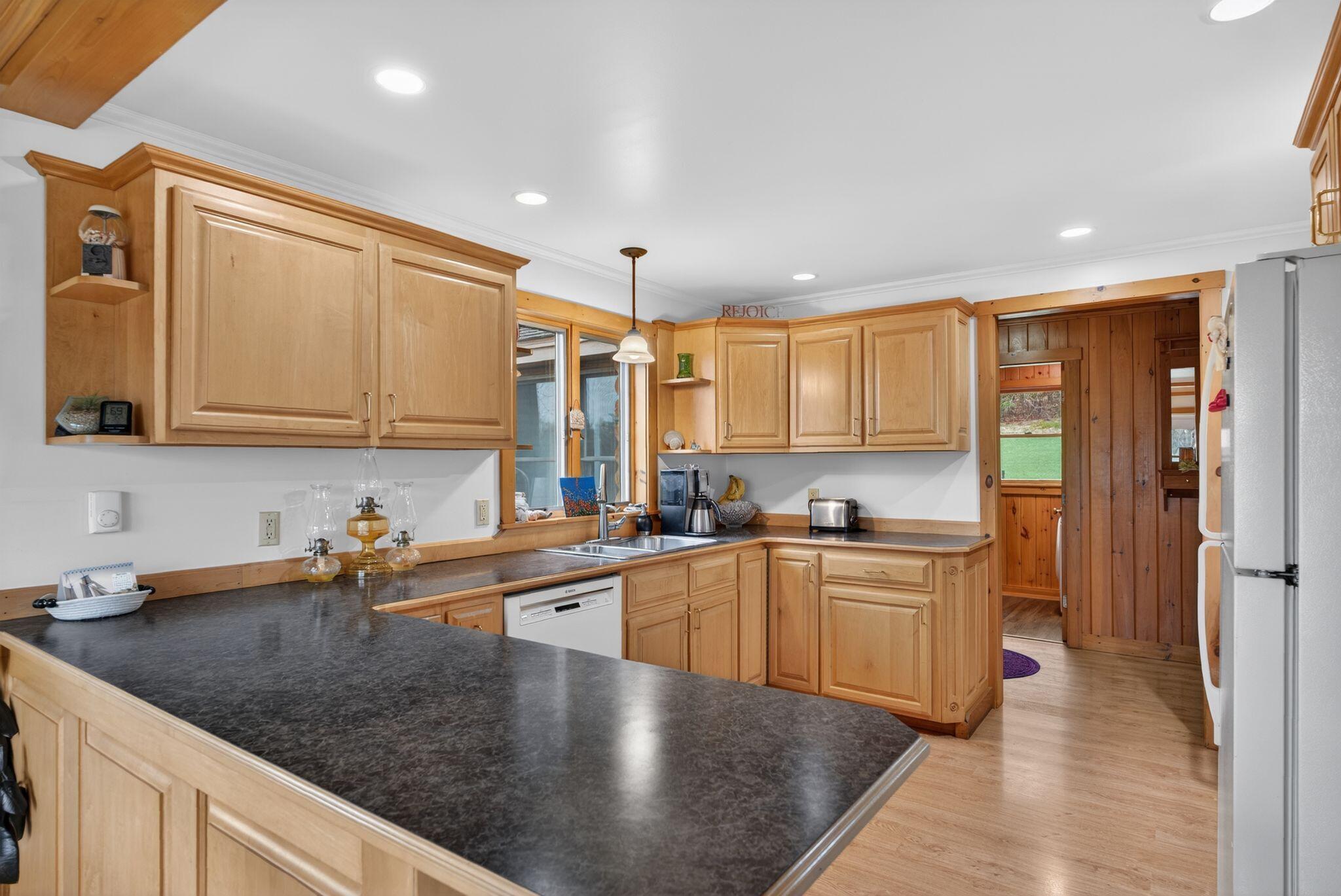 276 Middle Road Dresden, ME 04342 - Photo 40 of 64 35_DSC09465