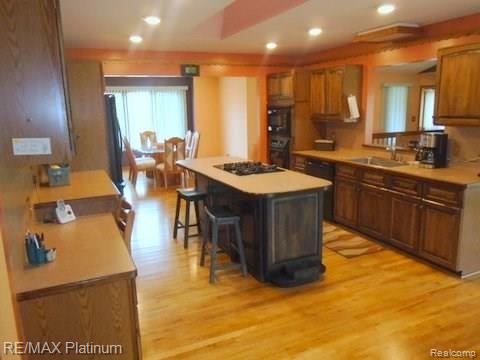 12830 Holtforth Road Fenton, MI 48430 - Photo 7 of 66 DSC02768.JPG