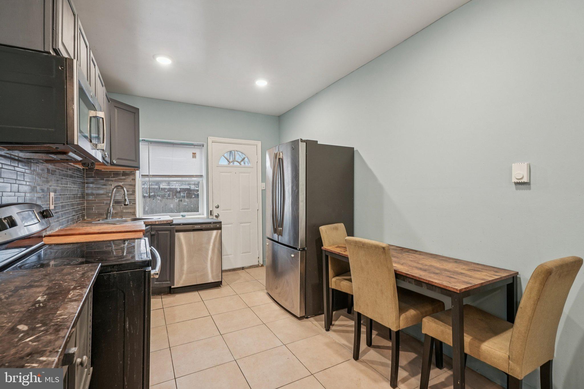 5536 Wheeler Street Philadelphia, PA 19143 - Photo 6 of 22