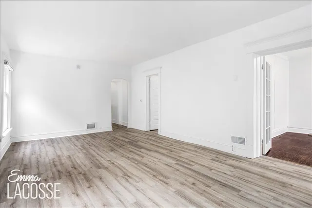 $250,000 | 318 Diamond Avenue Southeast, Grand Rapids, MI 49506