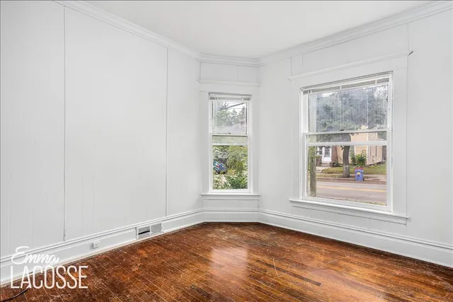 $250,000 | 318 Diamond Avenue Southeast, Grand Rapids, MI 49506