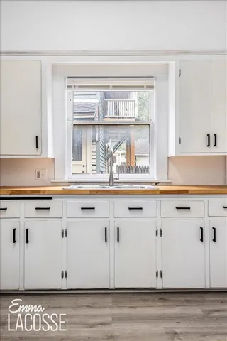 $250,000 | 318 Diamond Avenue Southeast, Grand Rapids, MI 49506