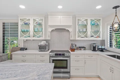 $1,450,000 | 3010 Northeast 49th Street, Unit 7, Fort Lauderdale, FL 33308