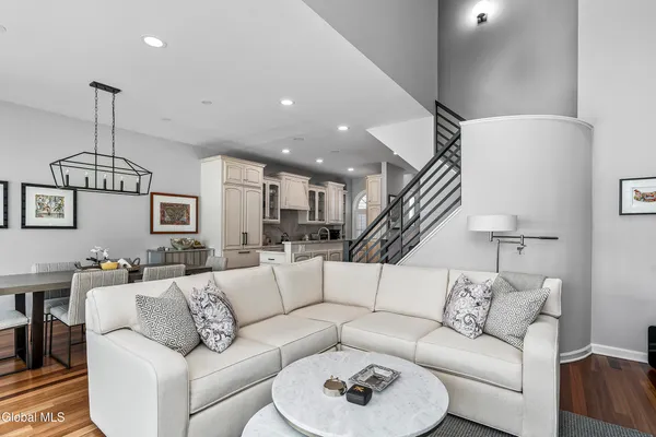 $1,450,000 | 4 Beach Court, Saratoga Springs, NY 12866