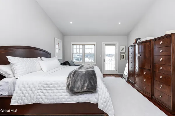 $1,450,000 | 4 Beach Court, Saratoga Springs, NY 12866
