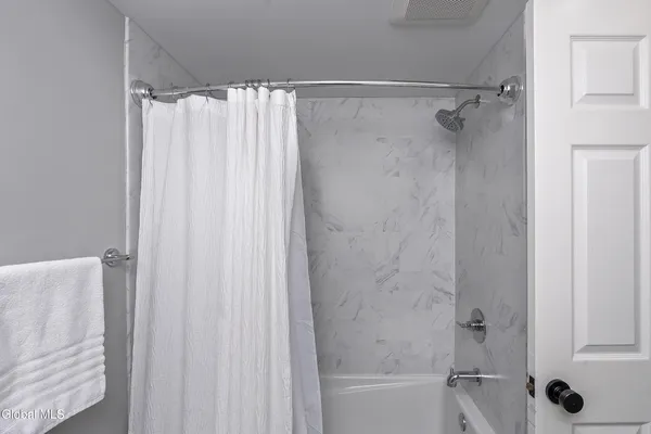 $1,450,000 | 4 Beach Court, Saratoga Springs, NY 12866