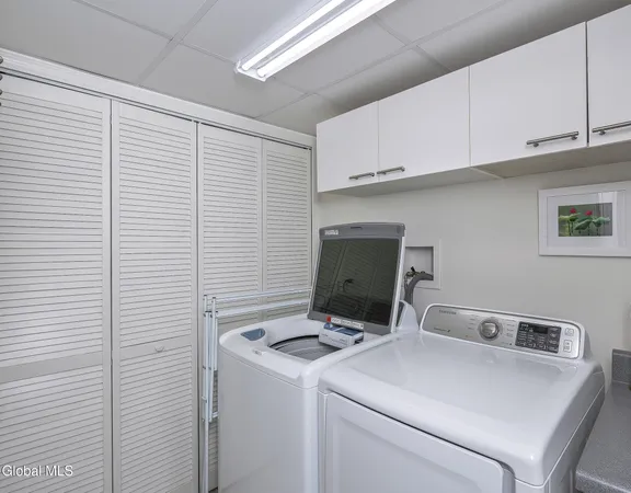 $1,450,000 | 4 Beach Court, Saratoga Springs, NY 12866