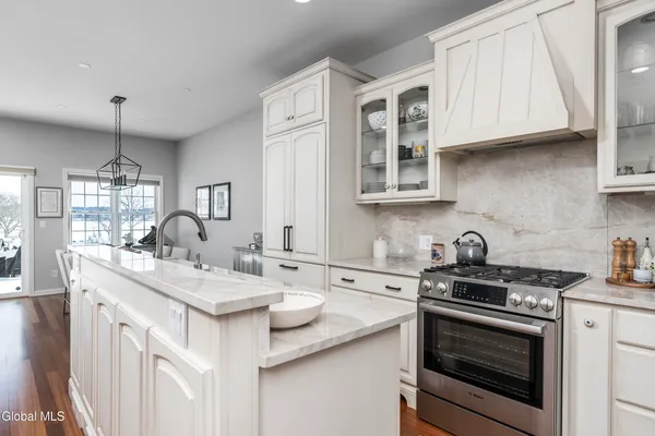 $1,450,000 | 4 Beach Court, Saratoga Springs, NY 12866