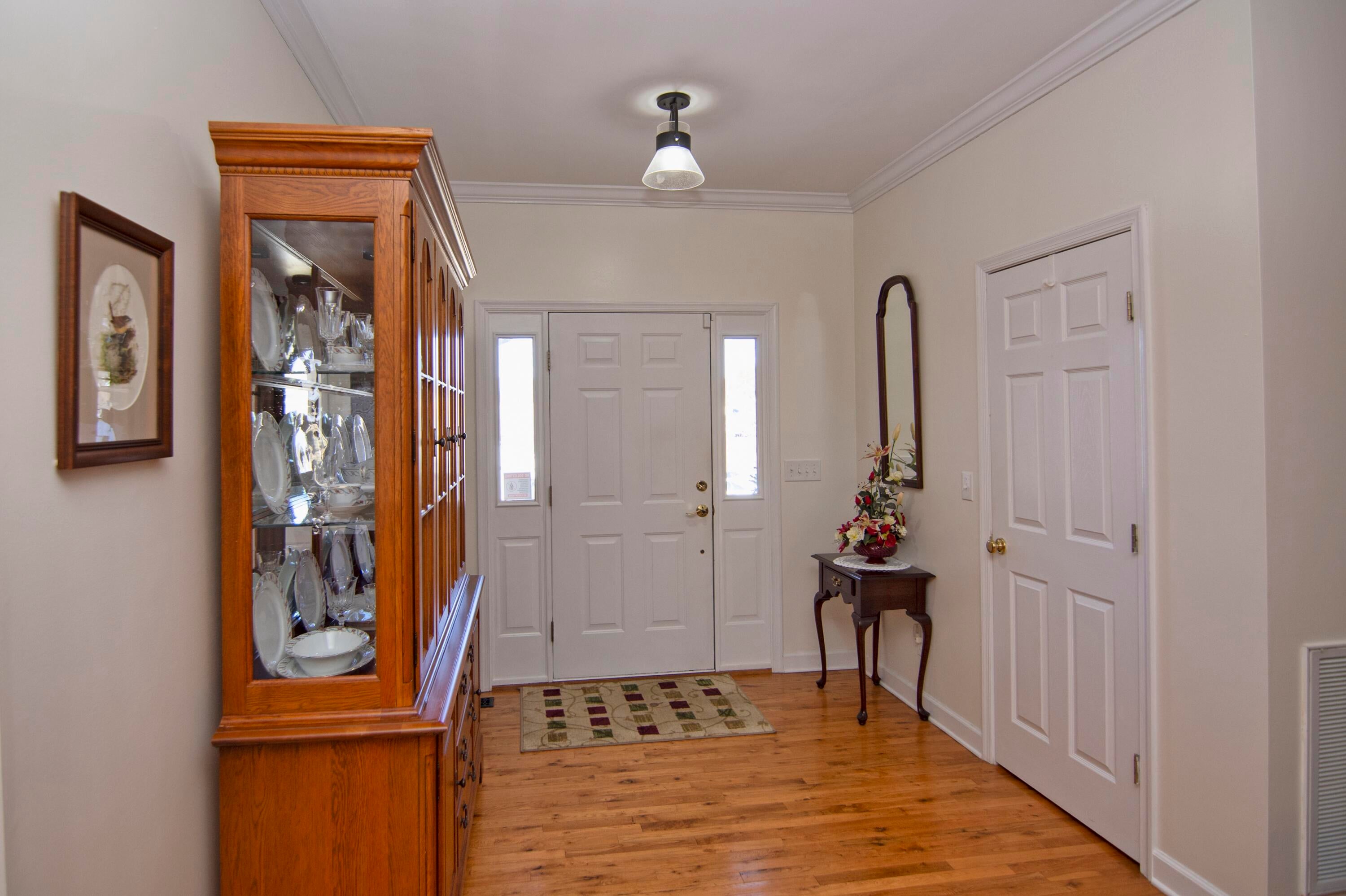 352 East Bailey Road Lewisburg, WV 24901 - Photo 11 of 63 Gallery Image 11