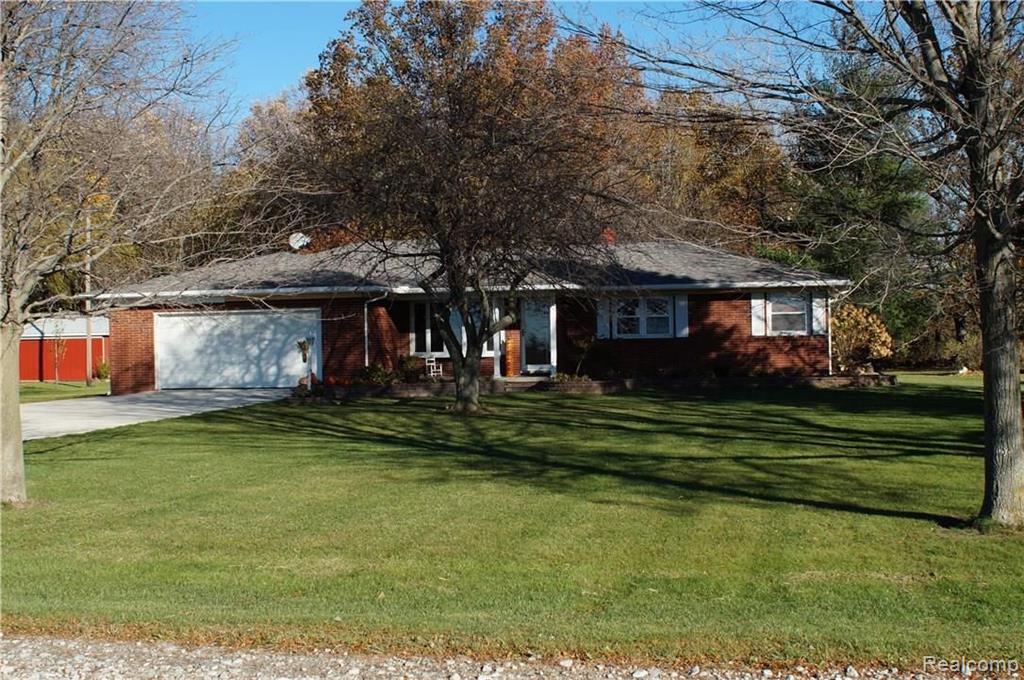 9100 Platt Road Dundee, MI 48131 - Photo 1 of 29