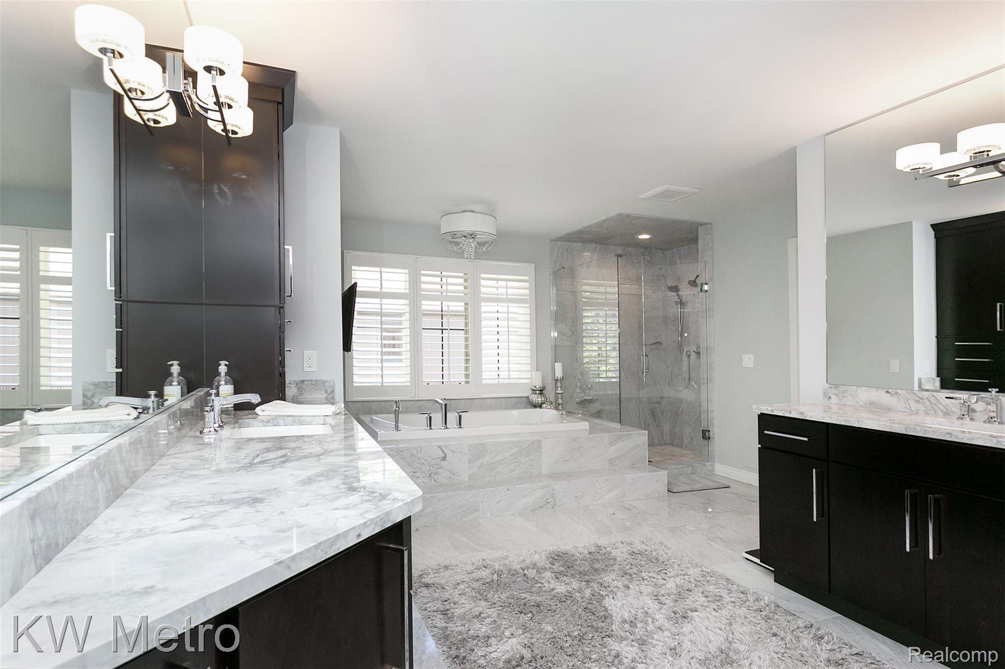 1611 Wakefield Court Rochester, MI 48306 - Photo 37 of 59 Wakefield-37.jpg