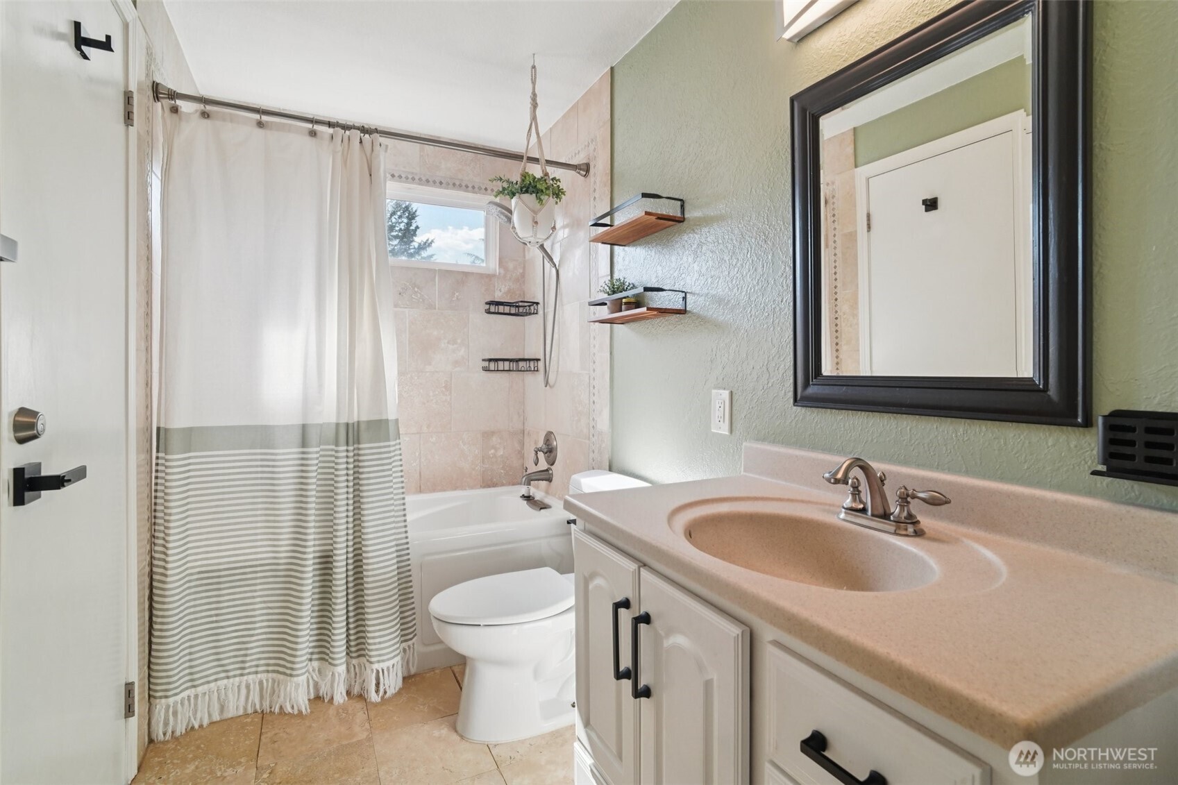 19820 Southeast 265th Street Covington, WA 98042 - Photo 15 of 30