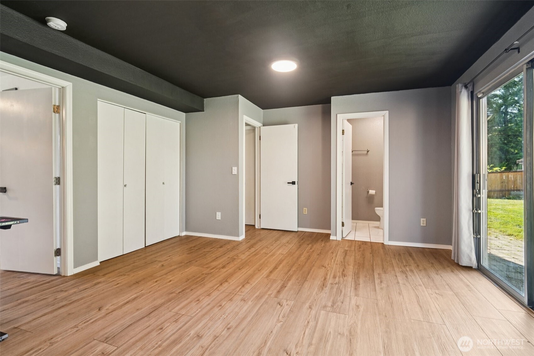 19820 Southeast 265th Street Covington, WA 98042 - Photo 19 of 30