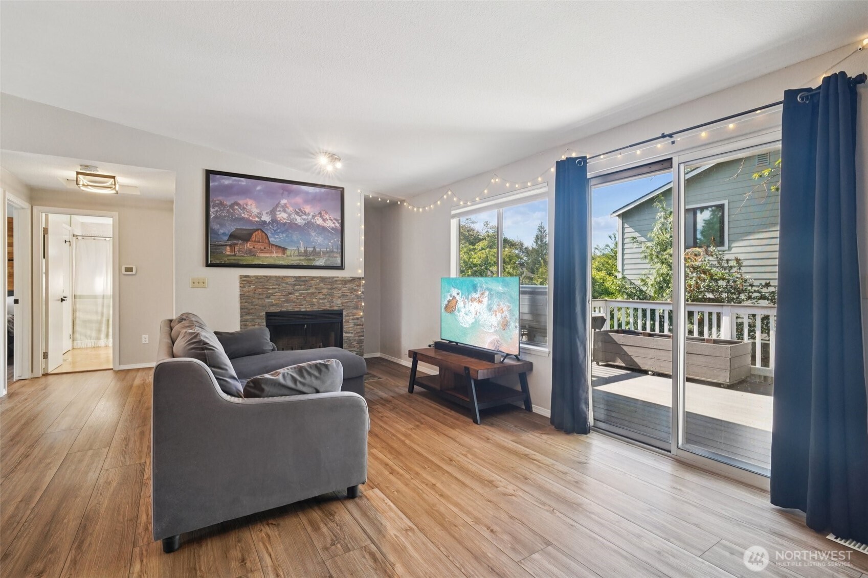 19820 Southeast 265th Street Covington, WA 98042 - Photo 2 of 30