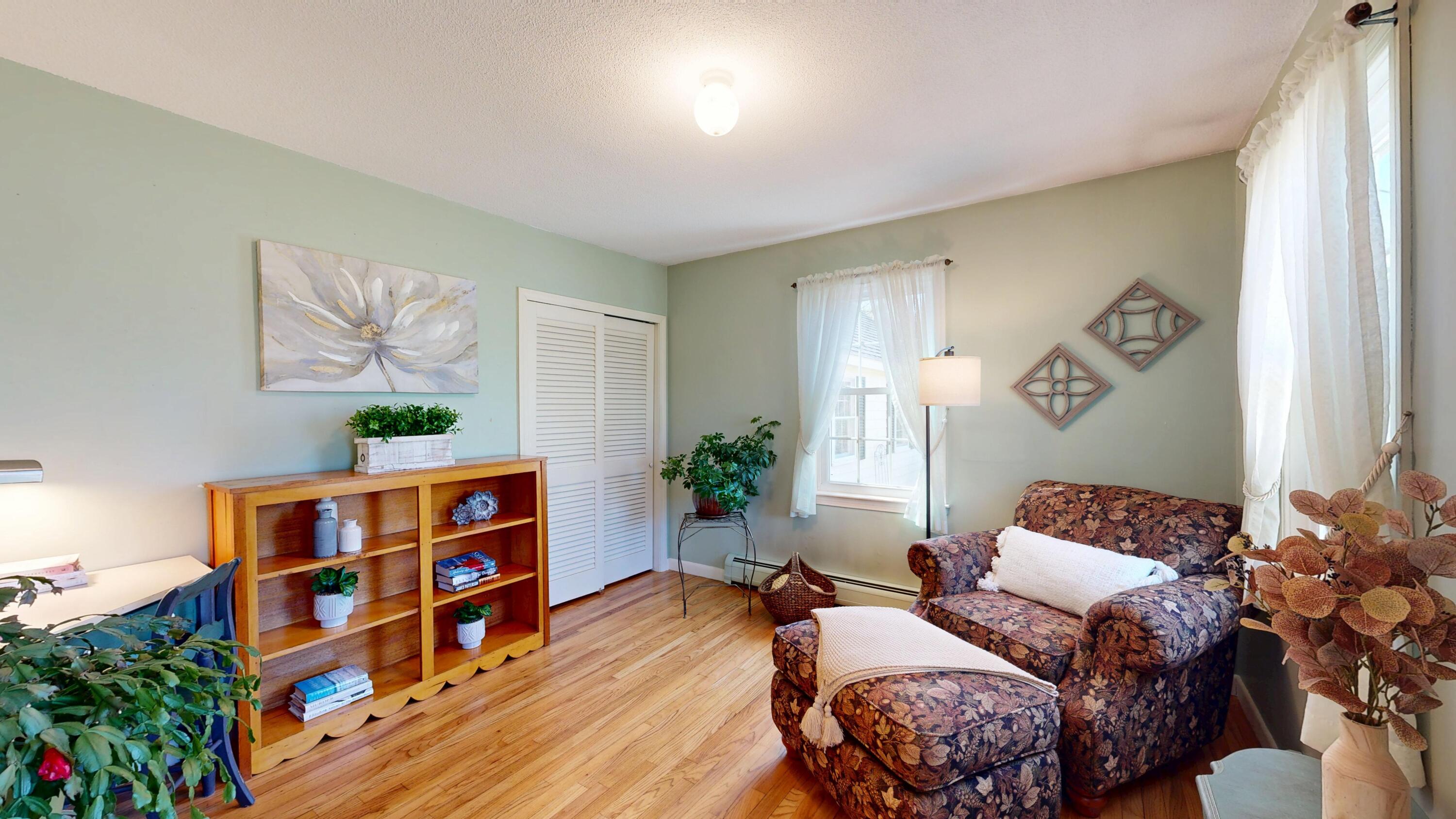77 Pinewoods Road Lewiston, ME 04240 - Photo 21 of 48 77-Pinewoods-05022025_095644
