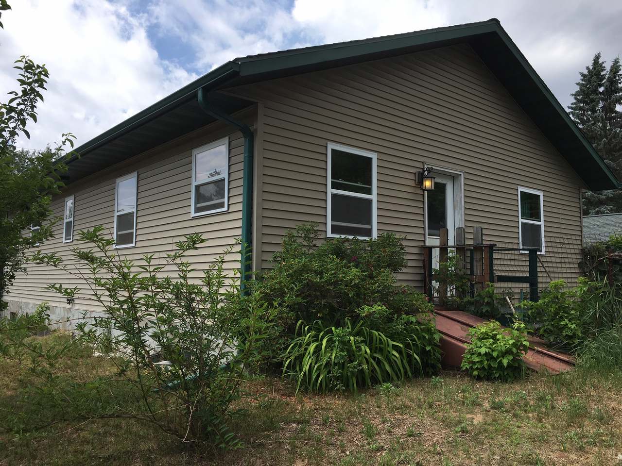 828 Eagle Street Rhinelander, WI 54501 - Photo 1 of 38 Gallery Image 1