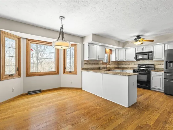$379,900 | 6376 Grassridge Road, Rockford, IL 61108