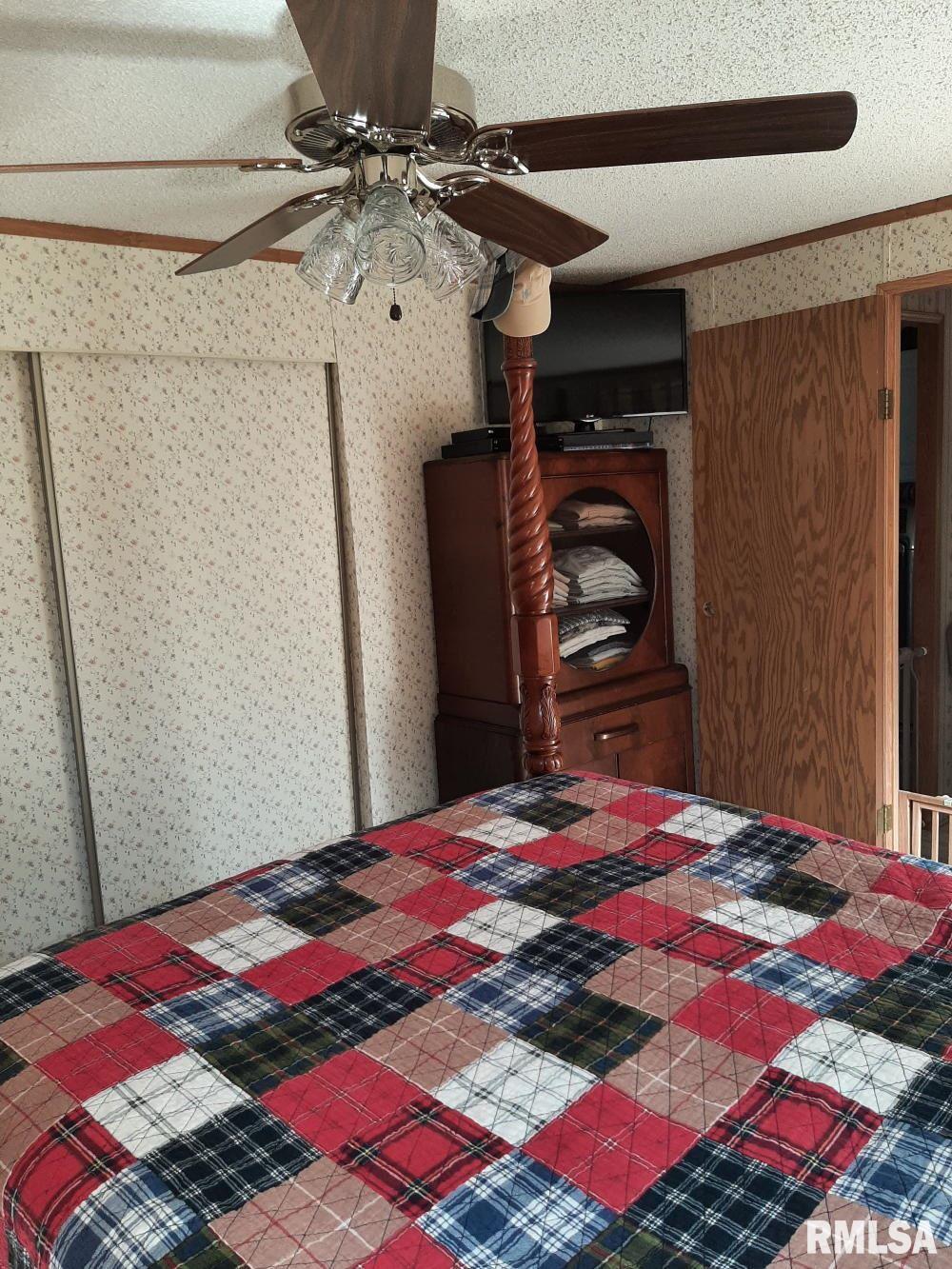 405 Ridgway Road Eldorado, IL 62930 - Photo 24 of 43 Gallery Image 24