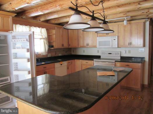 13930 Fox Tower Road Thurmont, MD 21788 - Photo 11 of 29 Kitchen