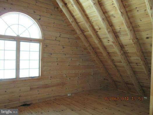 13930 Fox Tower Road Thurmont, MD 21788 - Photo 20 of 29 Loft