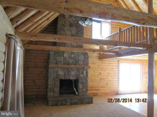 13930 Fox Tower Road Thurmont, MD 21788 - Photo 8 of 29 Family Room