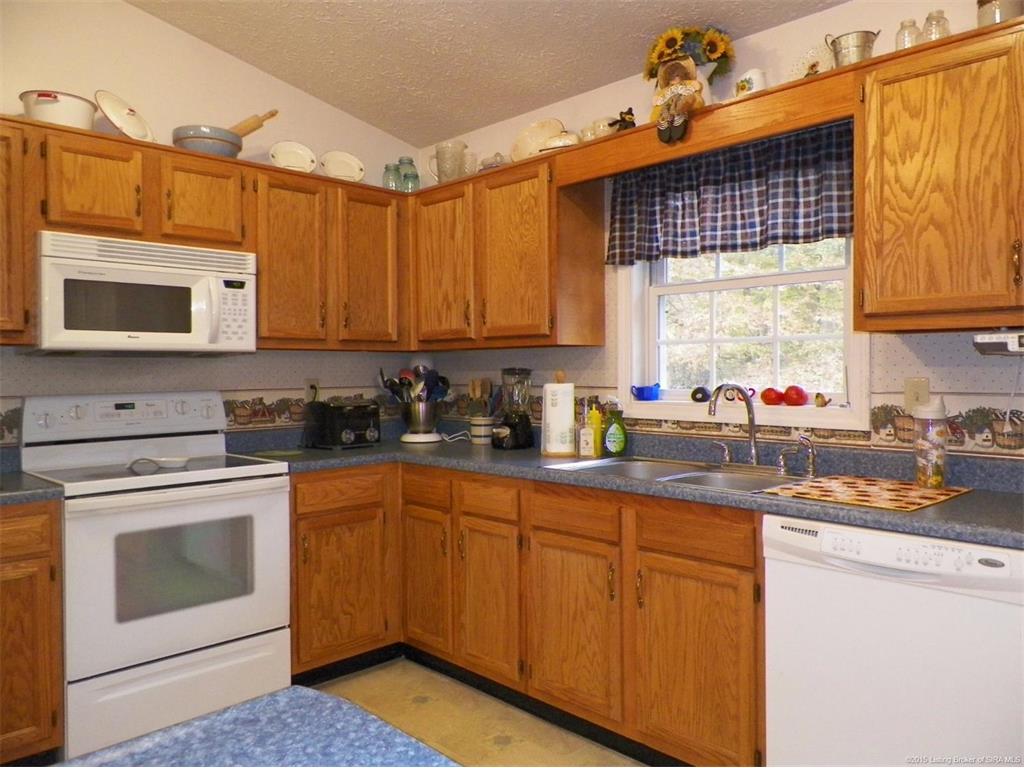 9510 Greenbrier Road Southeast Elizabeth, IN 47117 - Photo 12 of 40