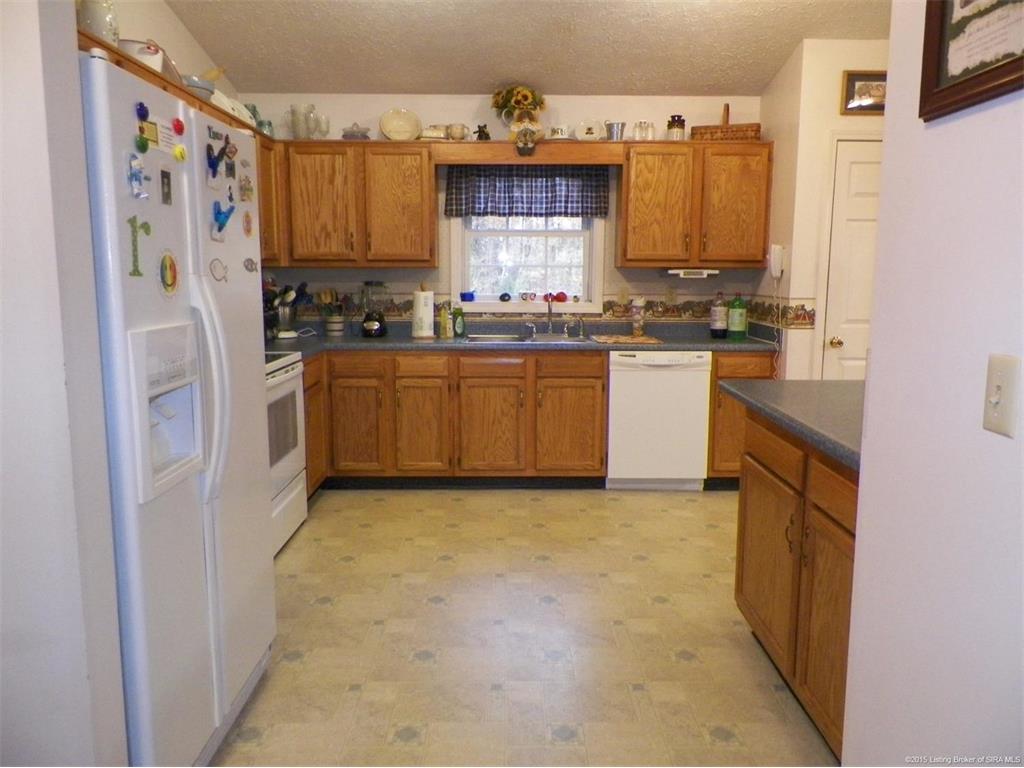 9510 Greenbrier Road Southeast Elizabeth, IN 47117 - Photo 14 of 40