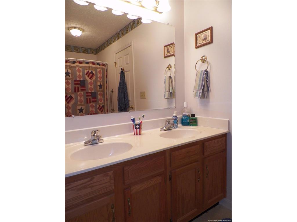 9510 Greenbrier Road Southeast Elizabeth, IN 47117 - Photo 19 of 40
