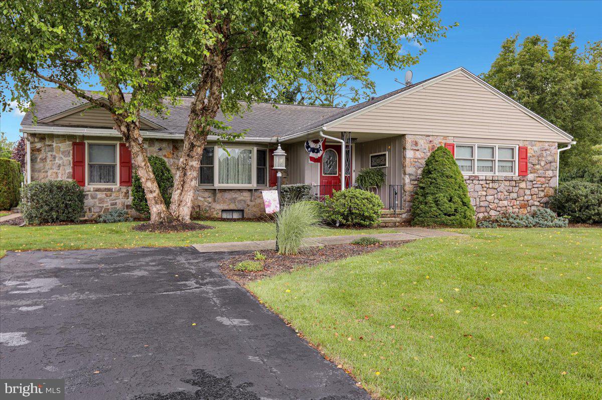 3248 Stoudts Ferry Bridge Road Reading, PA 19605 - Photo 3 of 45 Gallery Image 3
