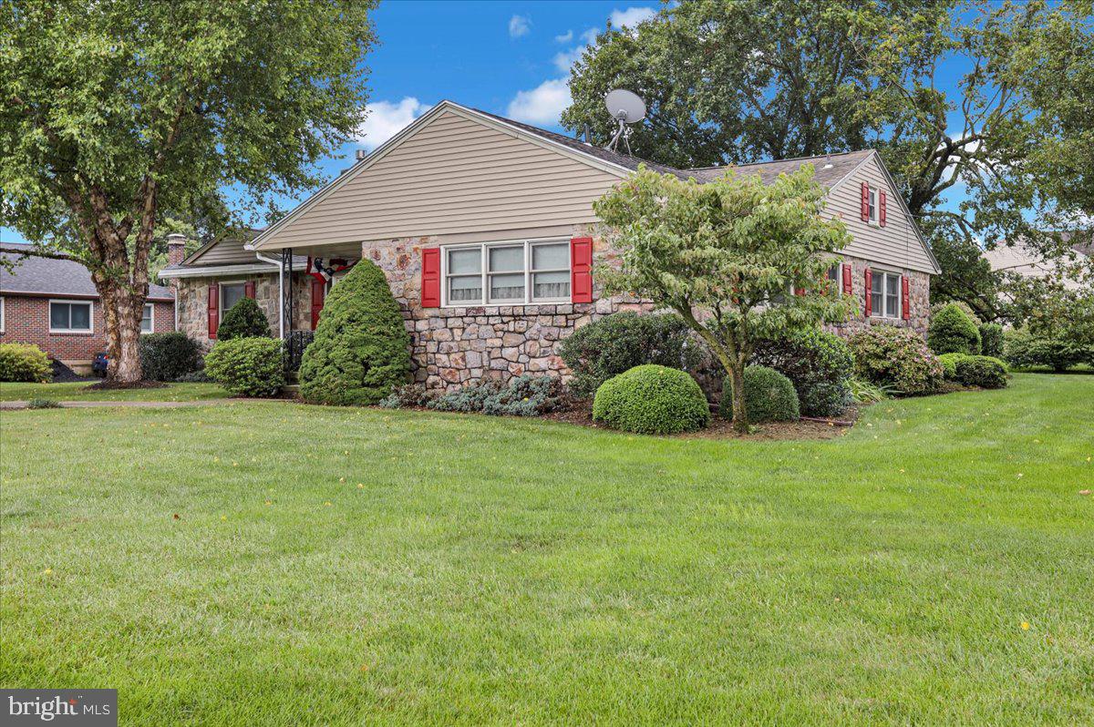 3248 Stoudts Ferry Bridge Road Reading, PA 19605 - Photo 7 of 45 Gallery Image 7