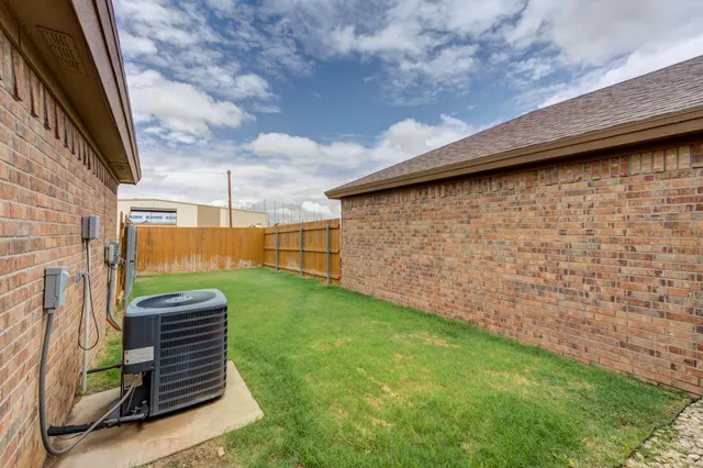 $225,000 | 6906 67th Street, Lubbock, TX 79424