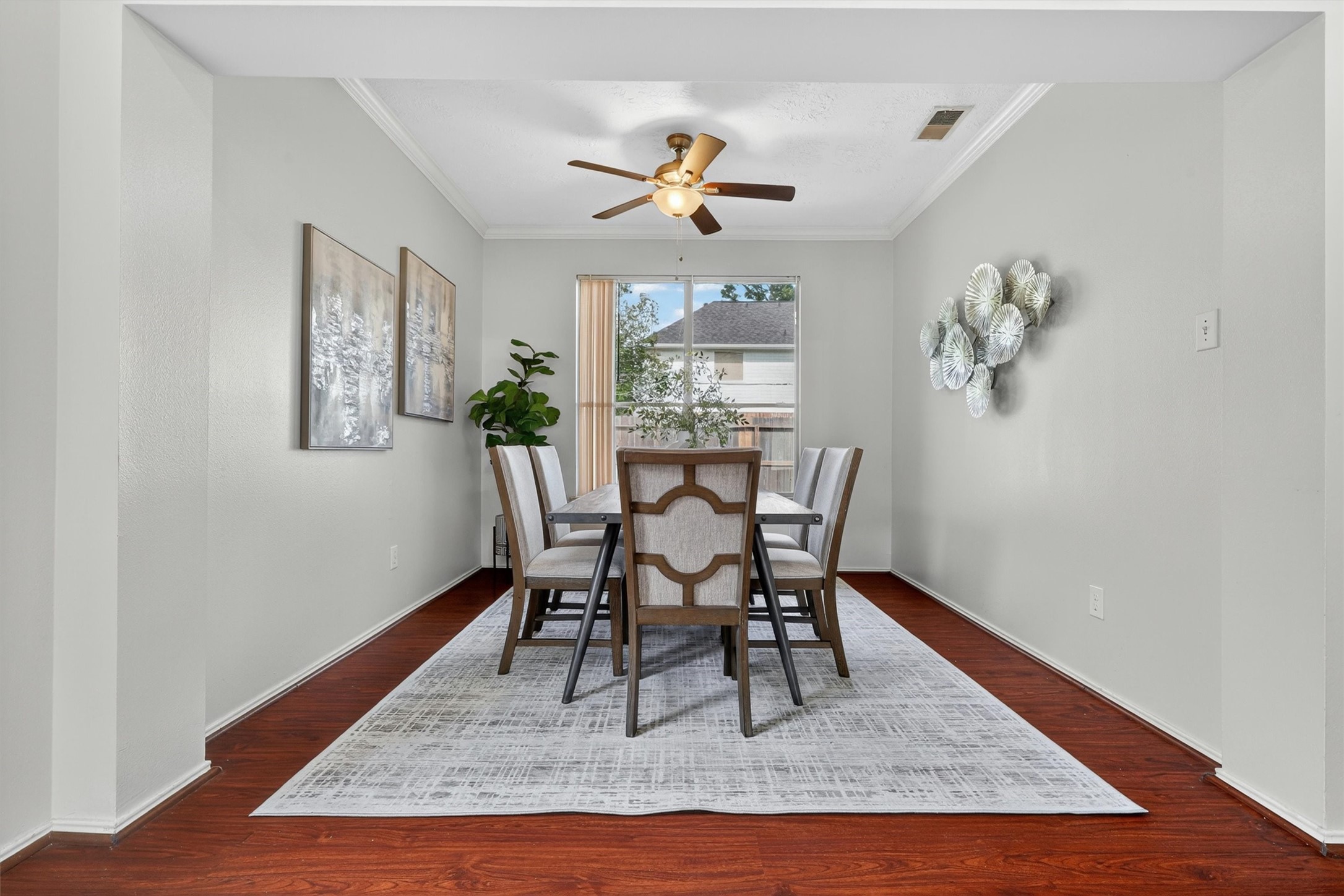 10054 Rio Bravo Road Houston, TX 77064 - Photo 12 of 41 Formal Dining room - Could work as a first floor study/office as well