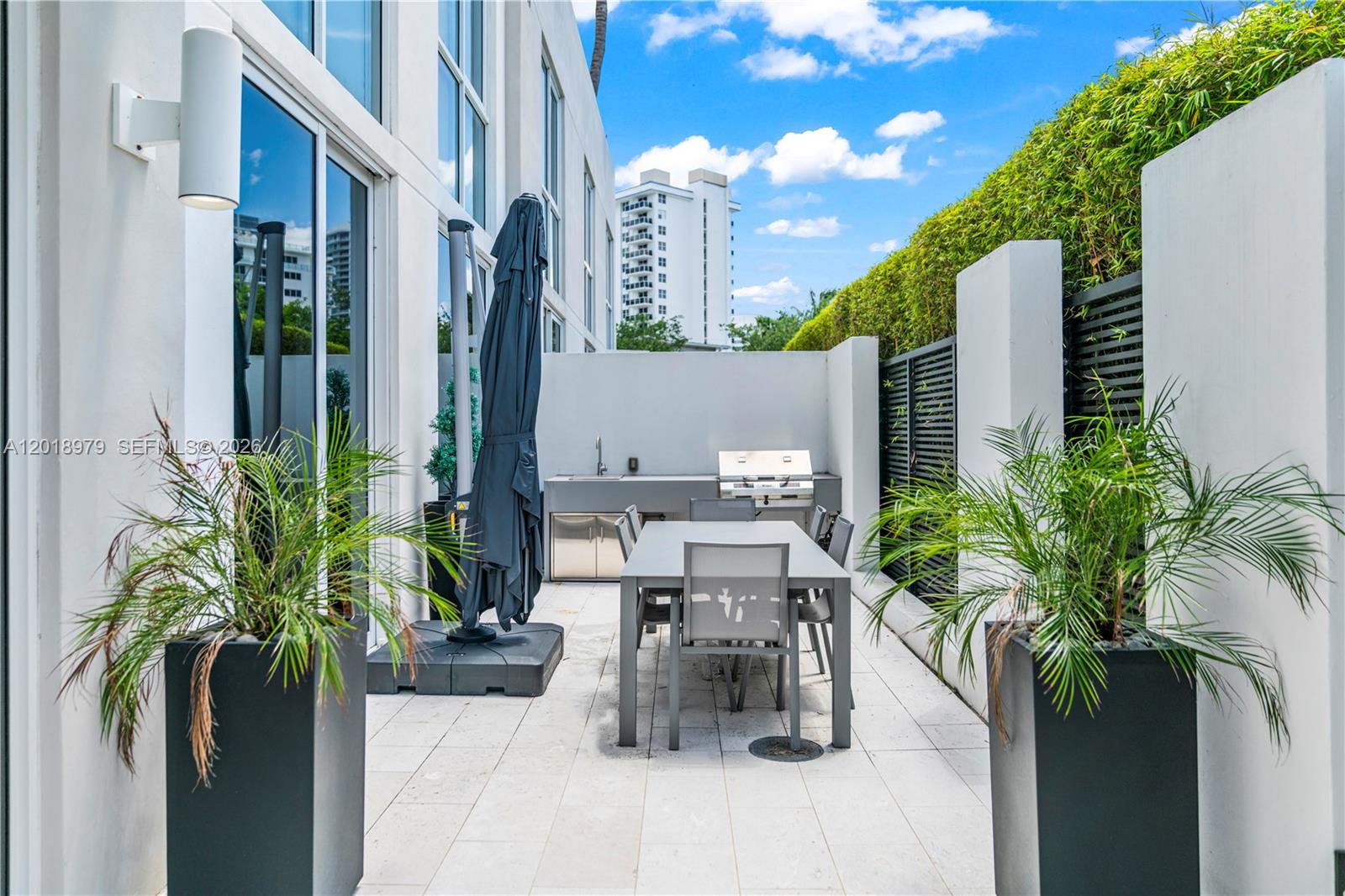 401 North Birch Road, Unit TH2 Fort Lauderdale, FL 33304 - Photo 2 of 14