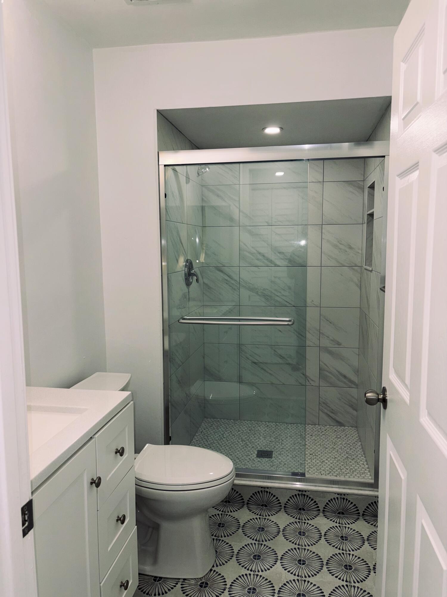 2900 Fiore Way Delray Beach, FL 33445 - Photo 22 of 37 IMG_0844