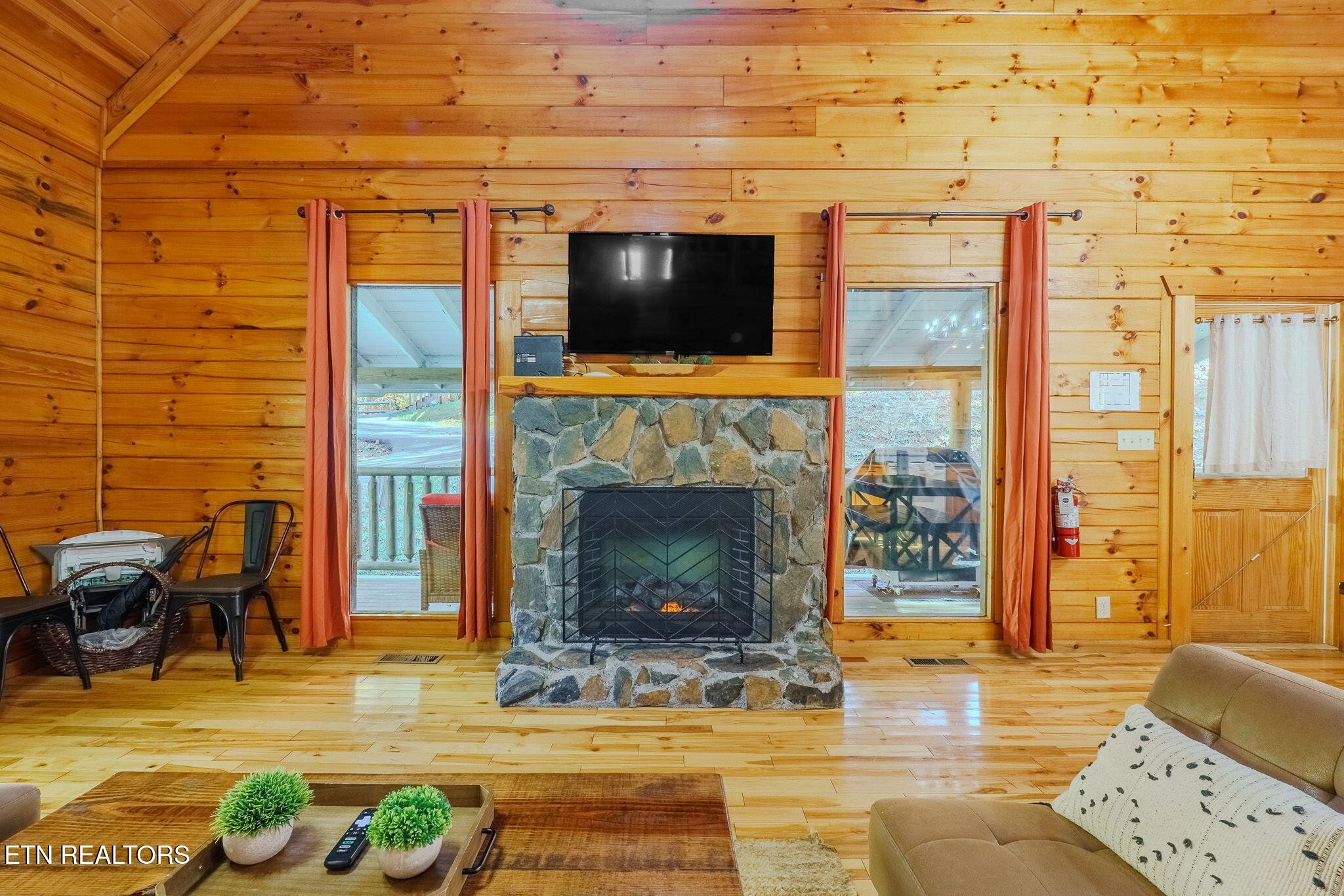 2105 Rabbit Point Way Sevierville, TN 37876 - Photo 12 of 31 Gallery Image 12
