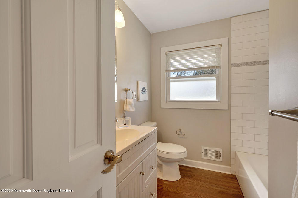 599 Hopping Road Belford, NJ 07718 - Photo 16 of 25 dsc06041-dsc06045