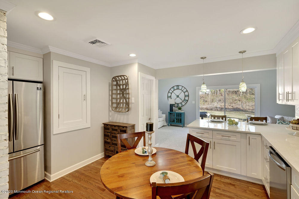 599 Hopping Road Belford, NJ 07718 - Photo 9 of 25 025_dsc06136-dsc06140