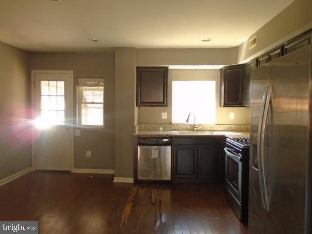 335 West Arundel Road Baltimore, MD 21225 - Photo 5 of 22