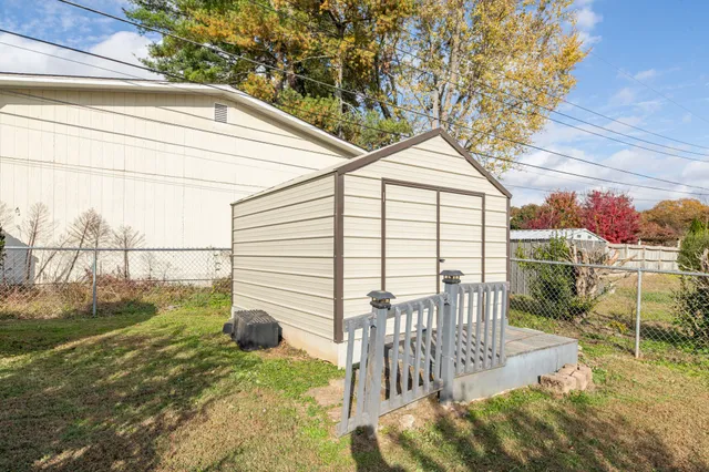 $310,000 | 502 9th Street, Lawrenceburg, TN 38464