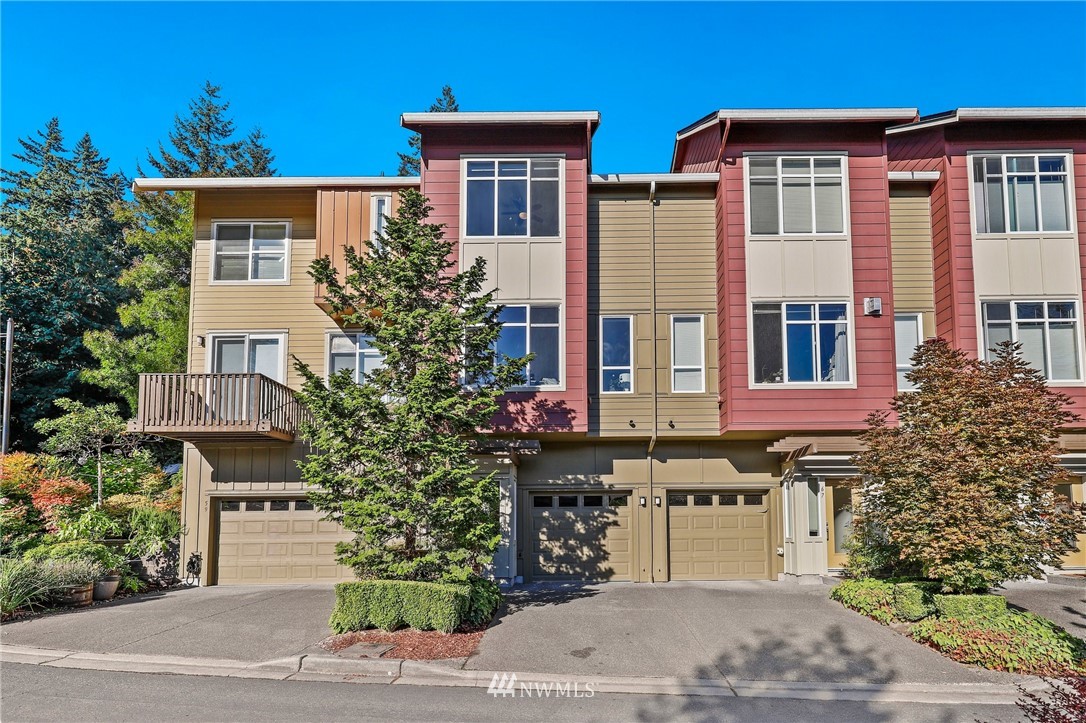 63 Cougar Ridge Road Northwest, Unit 2102 Issaquah, WA 98027 - Photo 1 of 26
