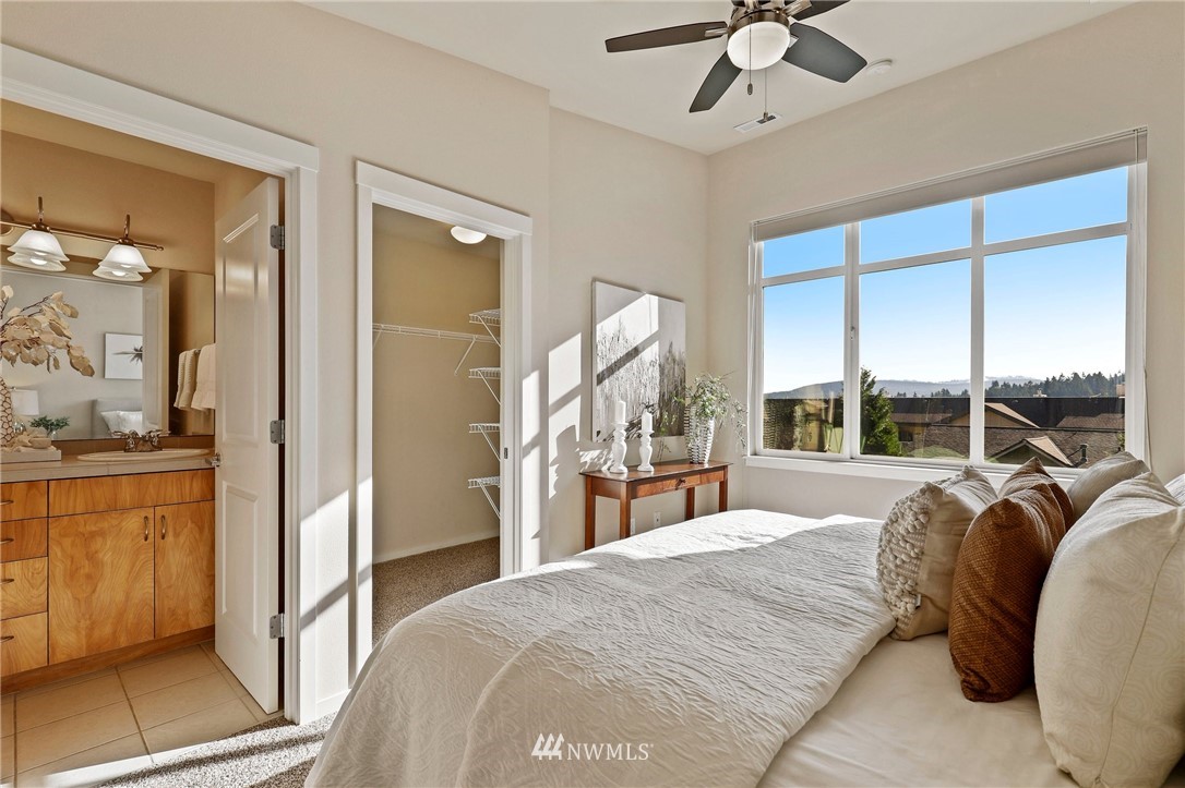 63 Cougar Ridge Road Northwest, Unit 2102 Issaquah, WA 98027 - Photo 16 of 26