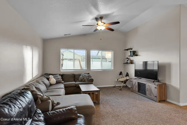 $525,000 | 333 East Penrose Avenue, Post Falls, ID 83854