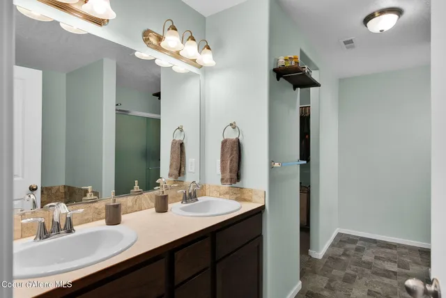 $525,000 | 333 East Penrose Avenue, Post Falls, ID 83854